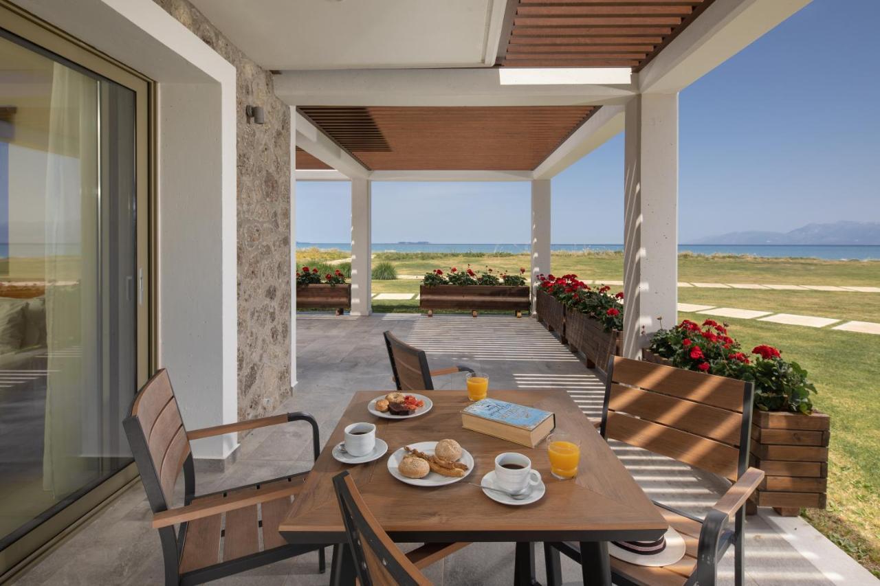 Thalassa Suites Альмирос-Бич Номер фото