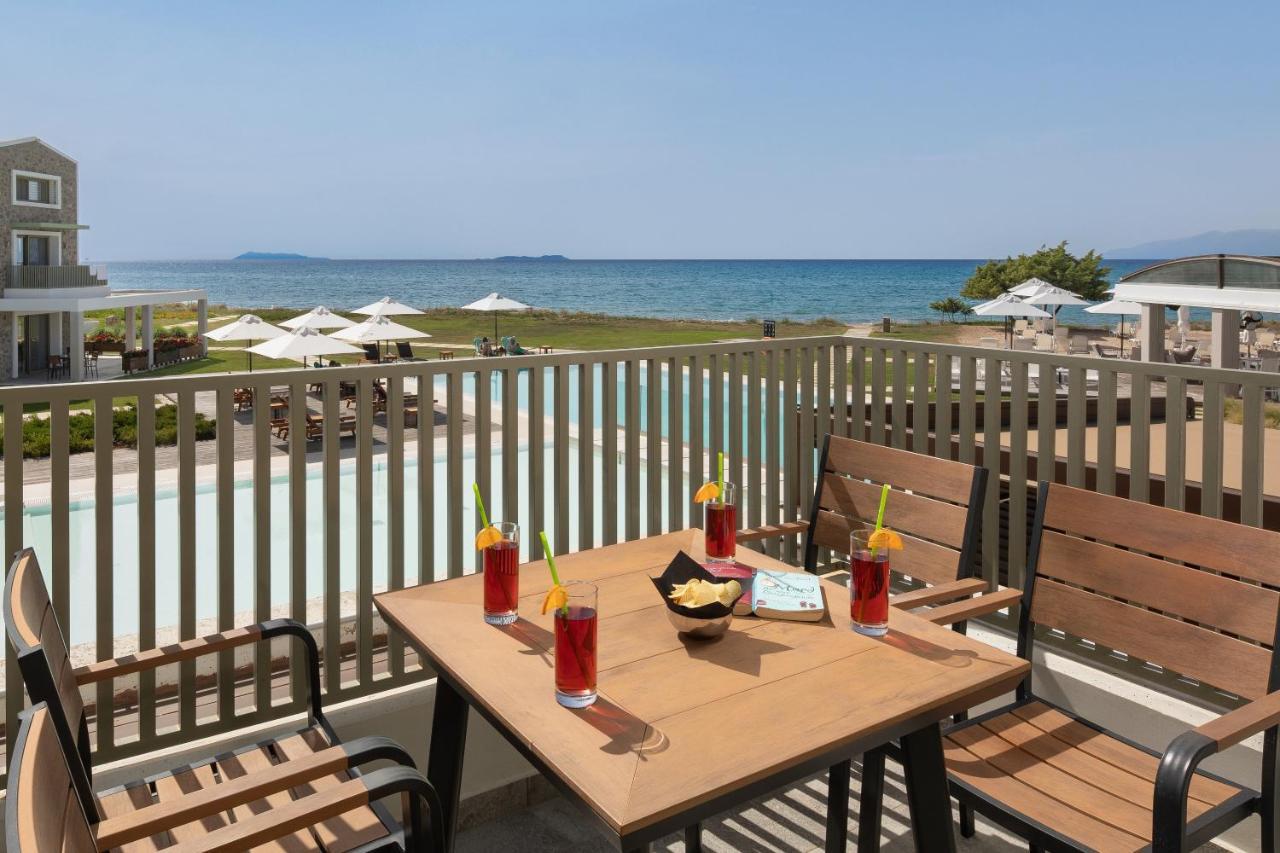 Thalassa Suites Альмирос-Бич Номер фото