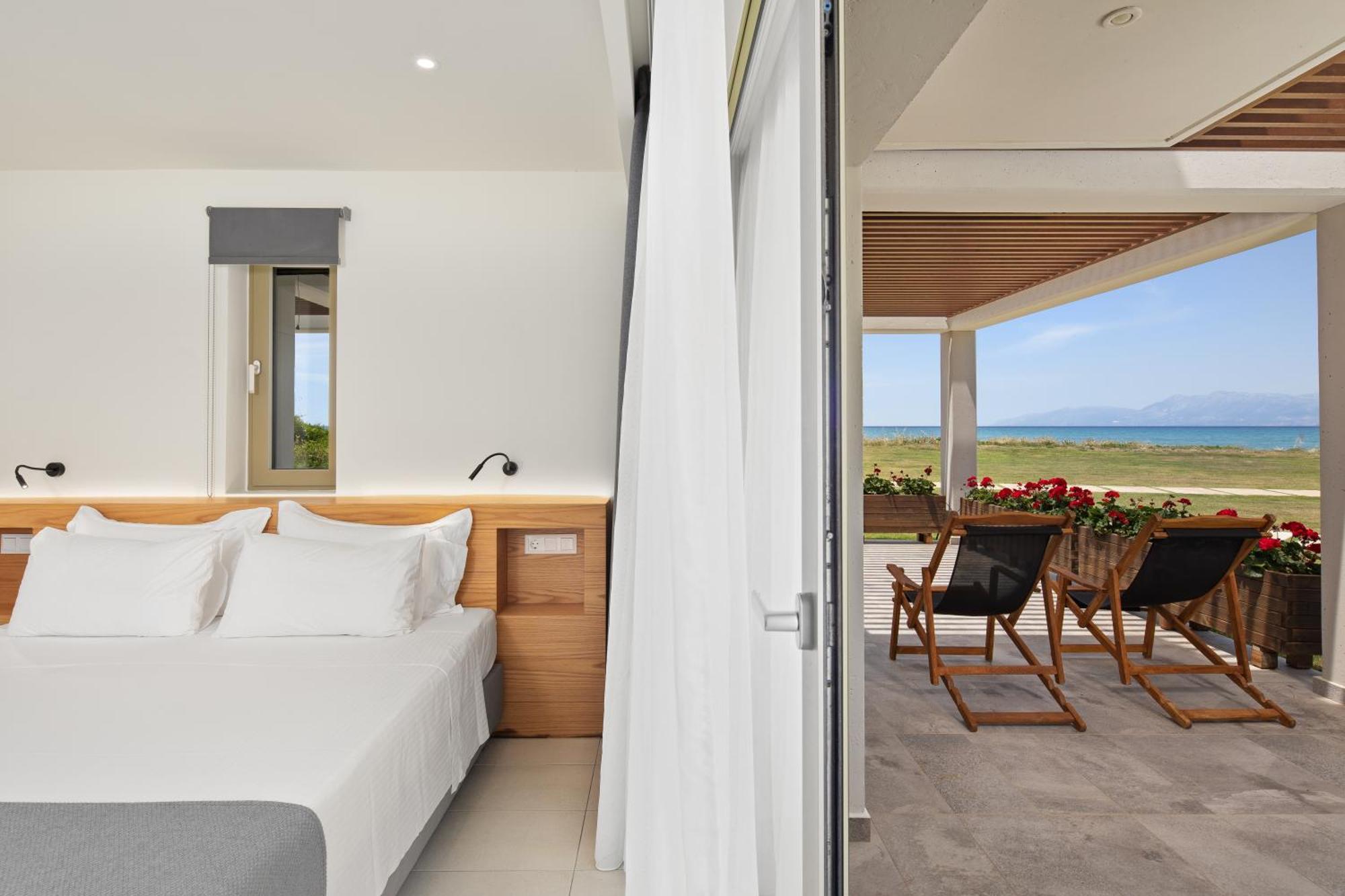 Thalassa Suites Альмирос-Бич Номер фото